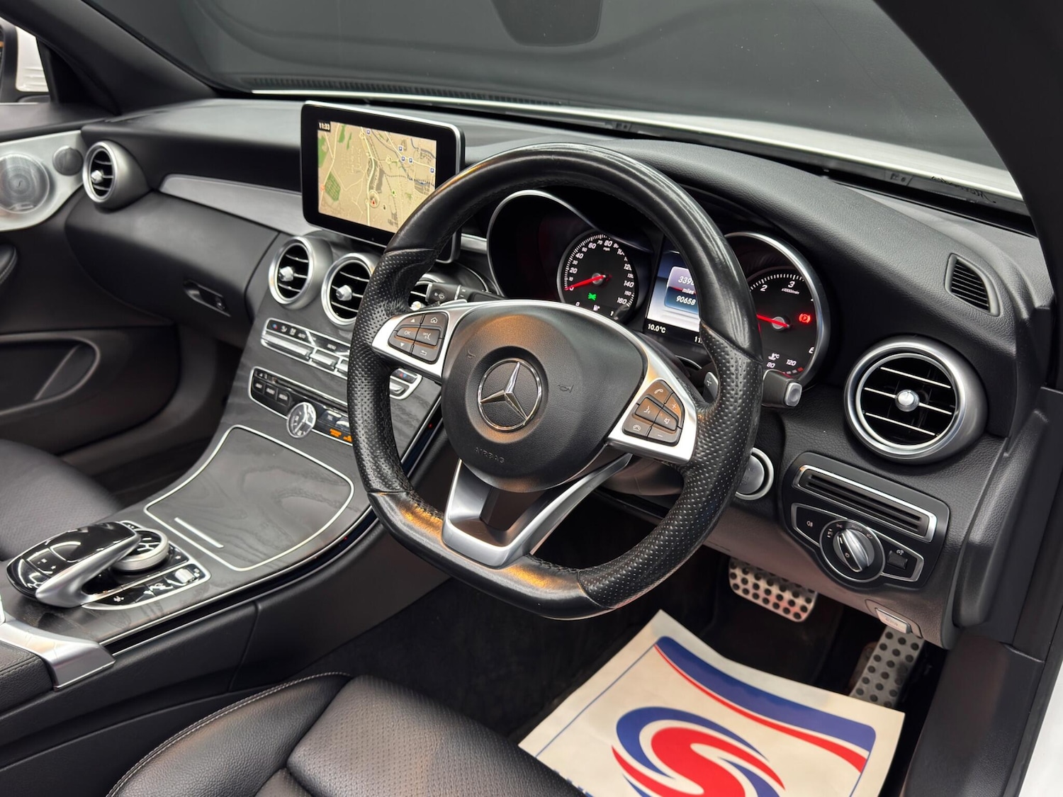 Used Mercedes-Benz C Class 2017 for sale - 77050177: Photo 9