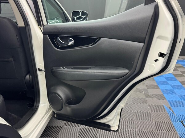 Used Nissan Qashqai 2018 for sale - 75622580: Photo 38