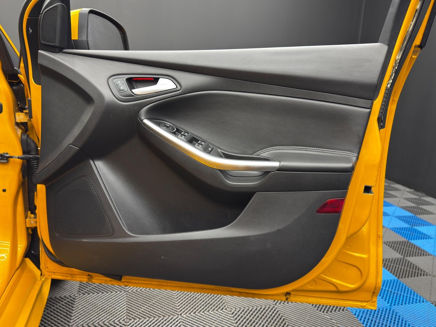 Used Ford Focus 2015 for sale - 77253779: Photo 34