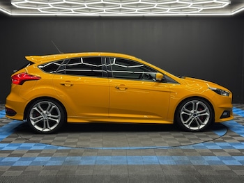 Used Ford Focus 2015 for sale - 77253779: Photo