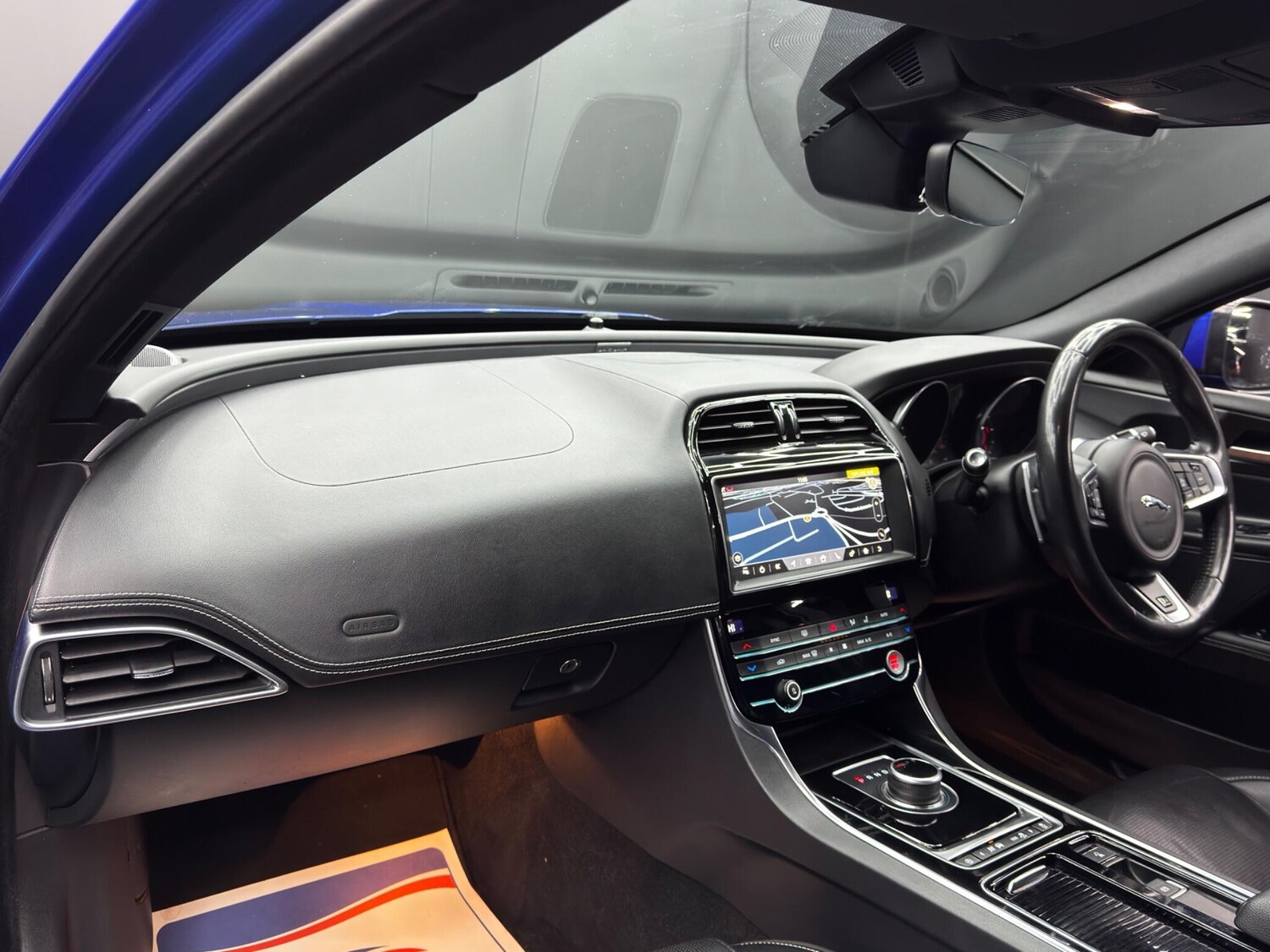 Used Jaguar XE for sale - 77586242: Photo 11