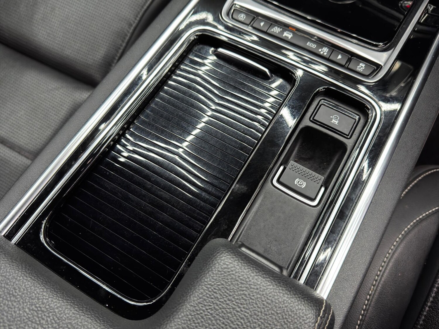 Used Jaguar XE for sale - 77586242: Photo 24