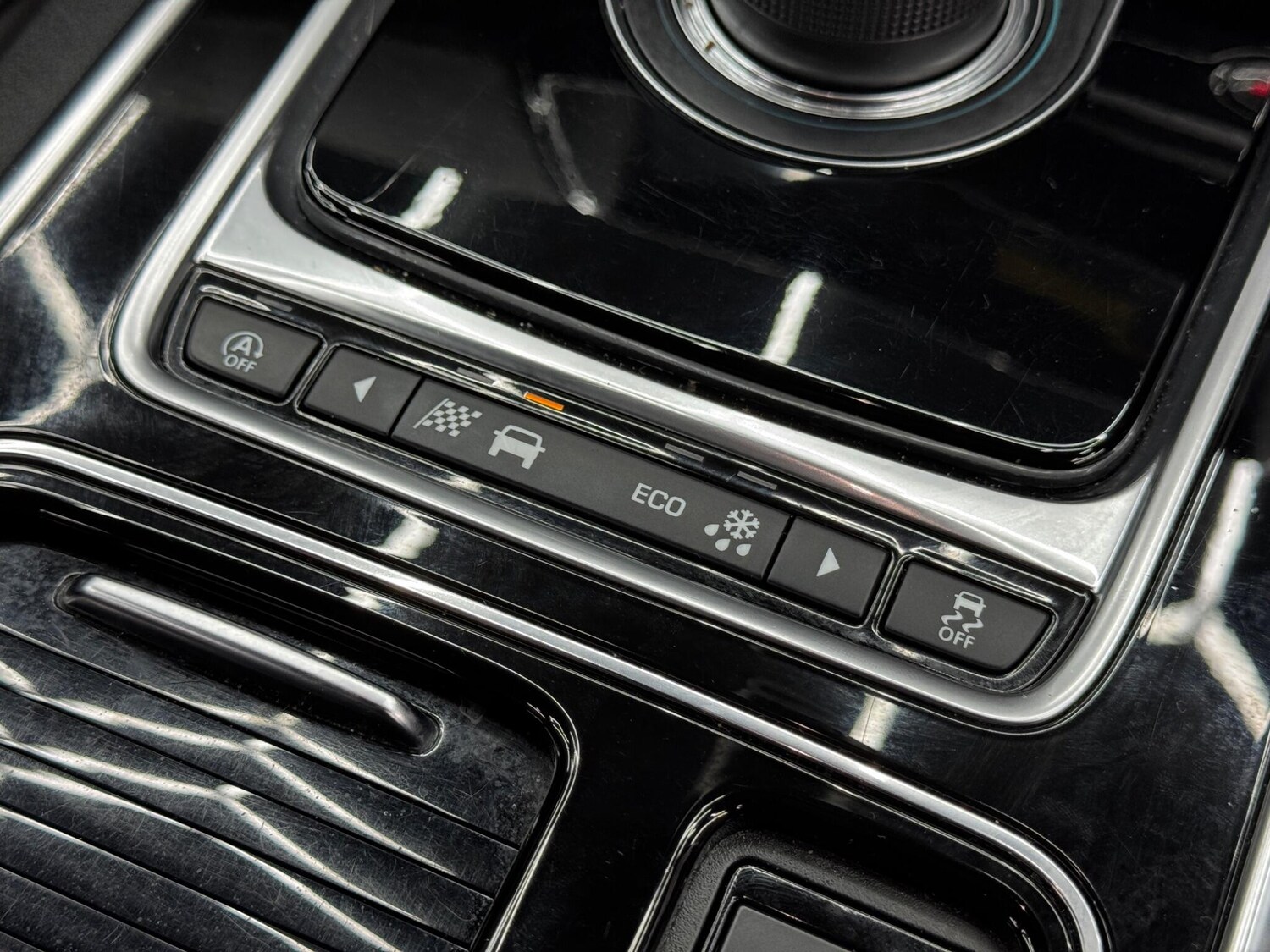 Used Jaguar XE for sale - 77586242: Photo 26