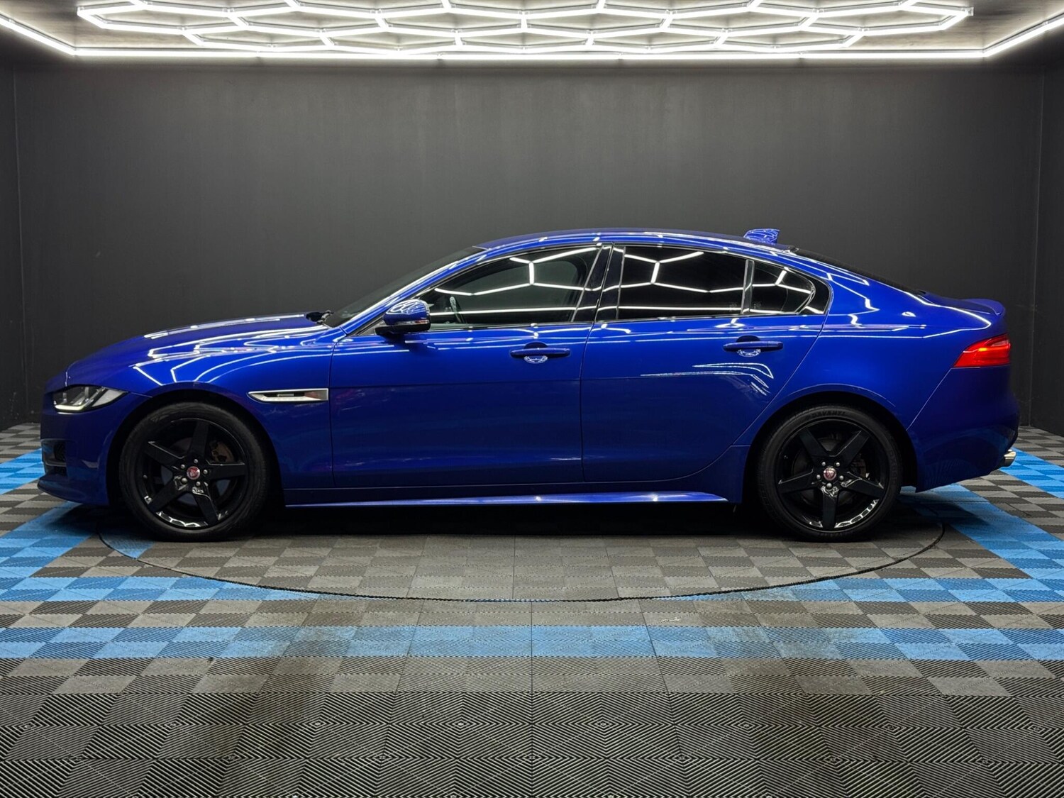 Used Jaguar XE for sale - 77586242: Photo 8