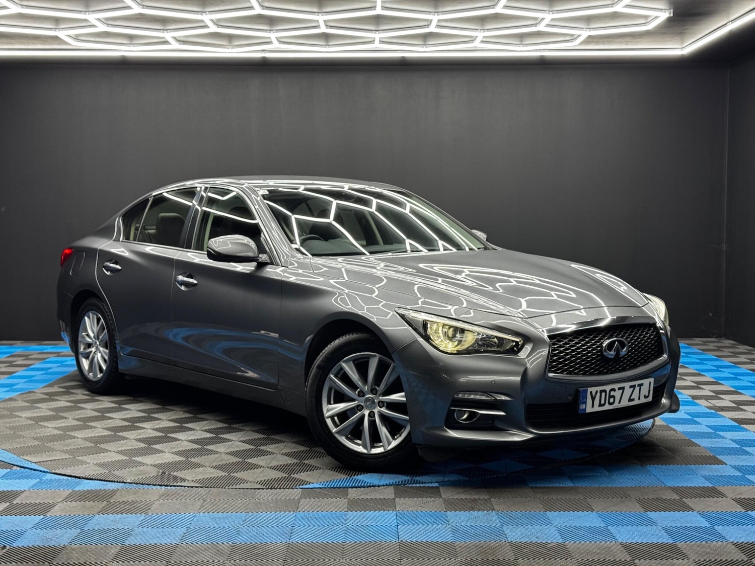 Used Infiniti Q50 2017 for sale - 76499335: Photo 1