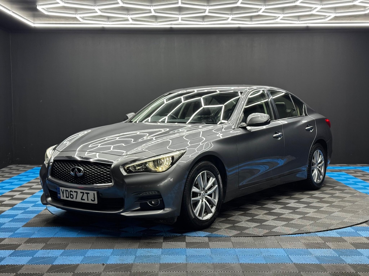 Used Infiniti Q50 2017 for sale - 76499335: Photo 3