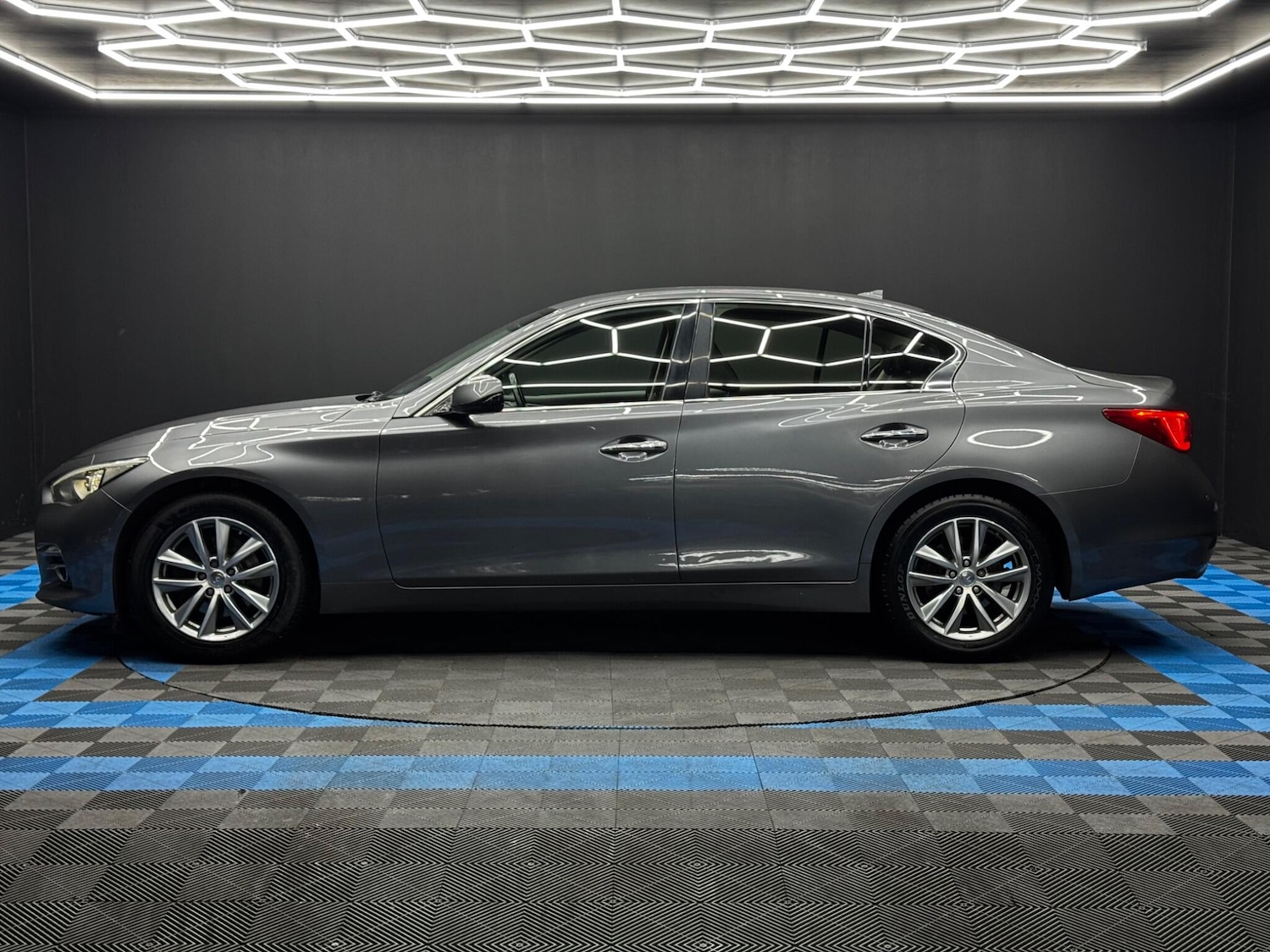 Used Infiniti Q50 2017 for sale - 76499335: Photo 8