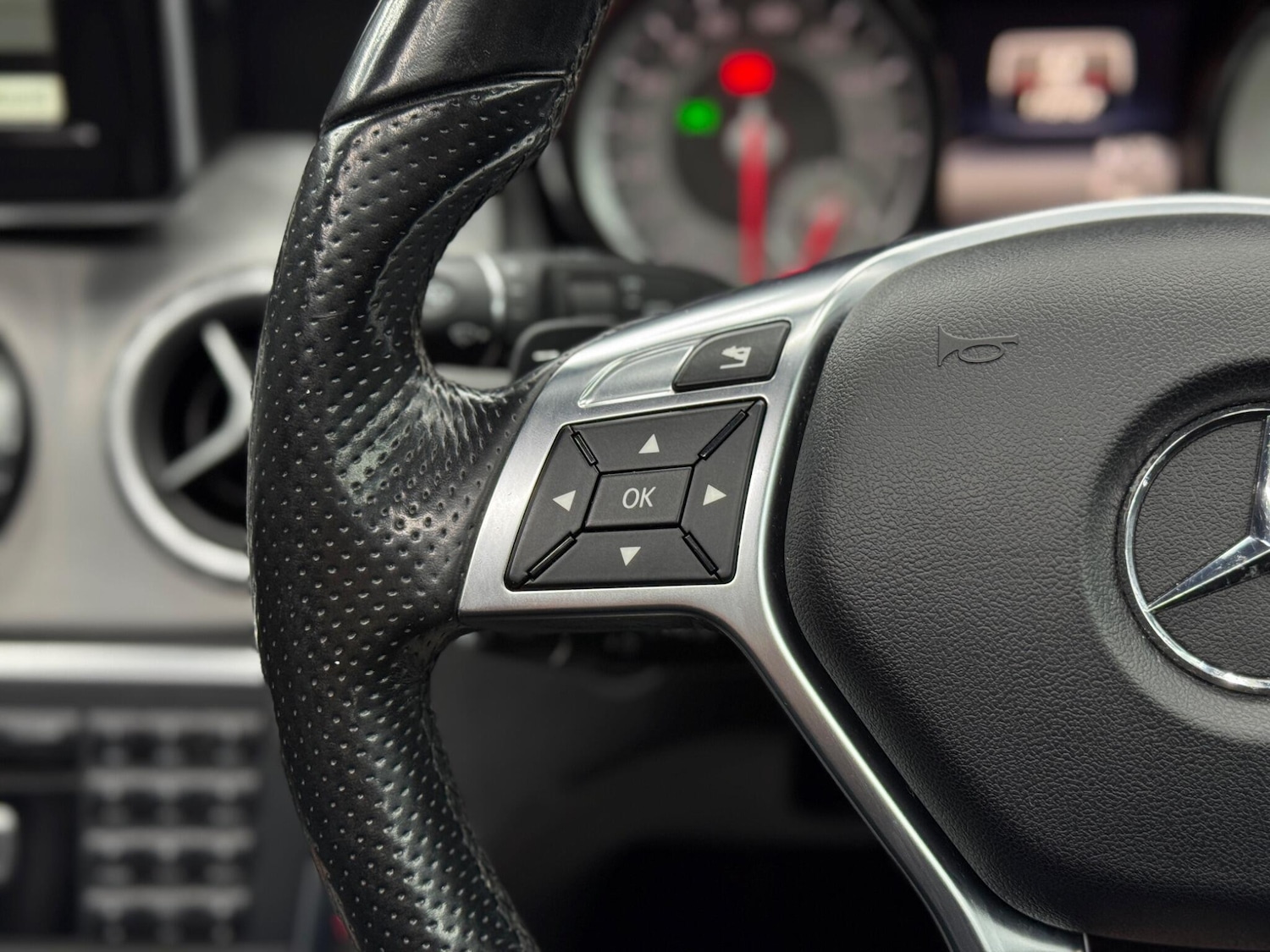 Used Mercedes-Benz GLA 2015 for sale - 77230196: Photo 20