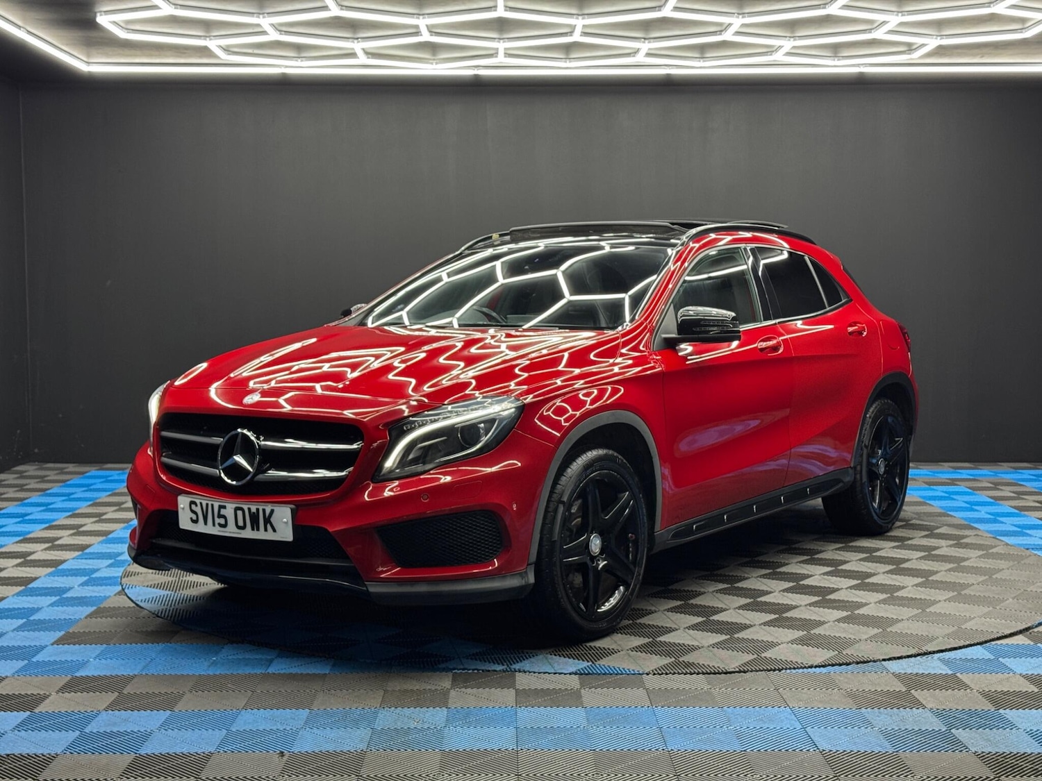 Used Mercedes-Benz GLA 2015 for sale - 77230196: Photo 3