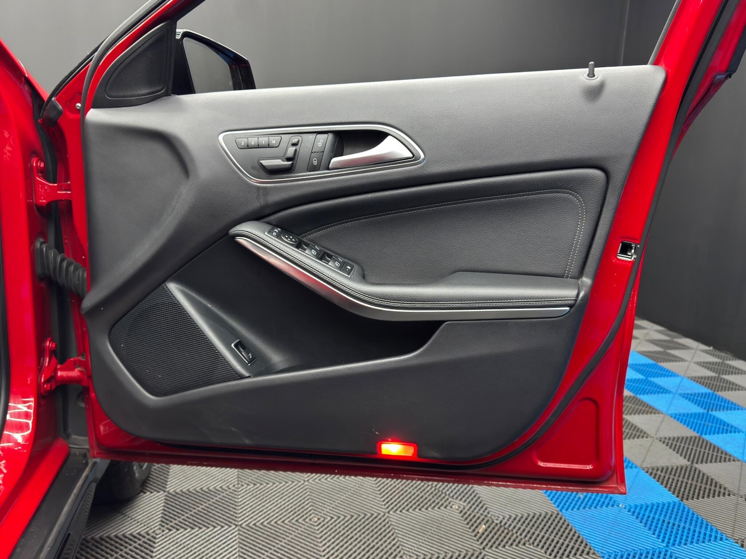 Used Mercedes-Benz GLA 2015 for sale - 77230196: Photo 37