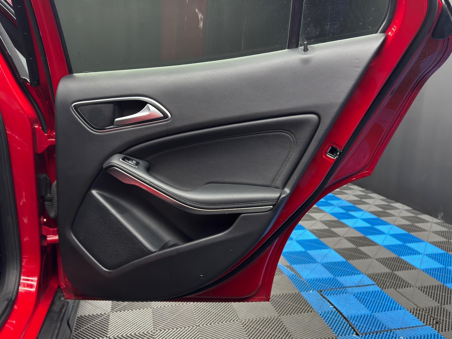 Used Mercedes-Benz GLA 2015 for sale - 77230196: Photo 40