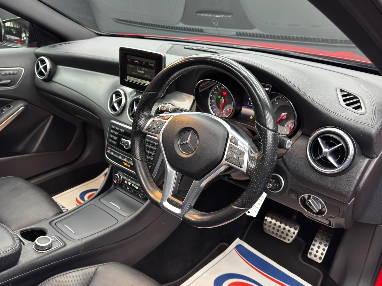 Used Mercedes-Benz GLA 2015 for sale - 77230196: Photo 9