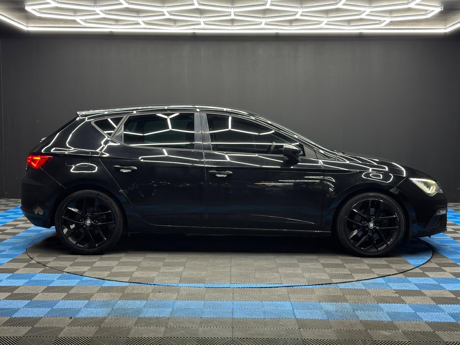 Used SEAT Leon 2018 for sale - 77016400: Photo 4