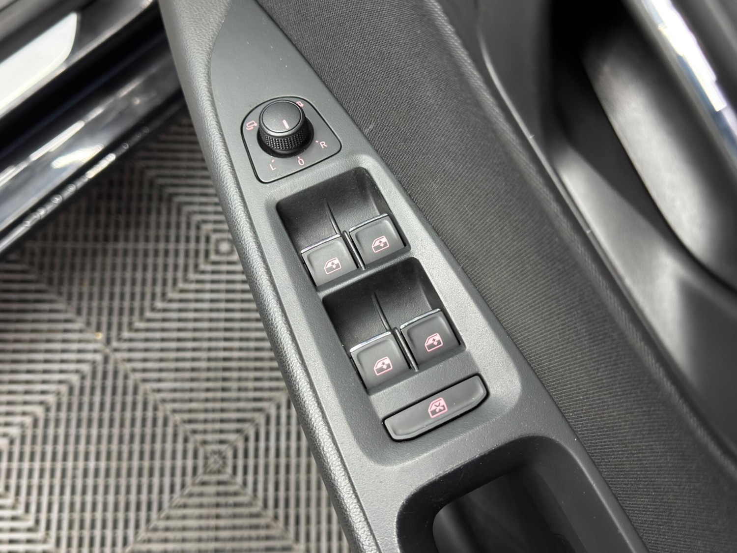 Used SEAT Leon 2018 for sale - 77016400: Photo 40