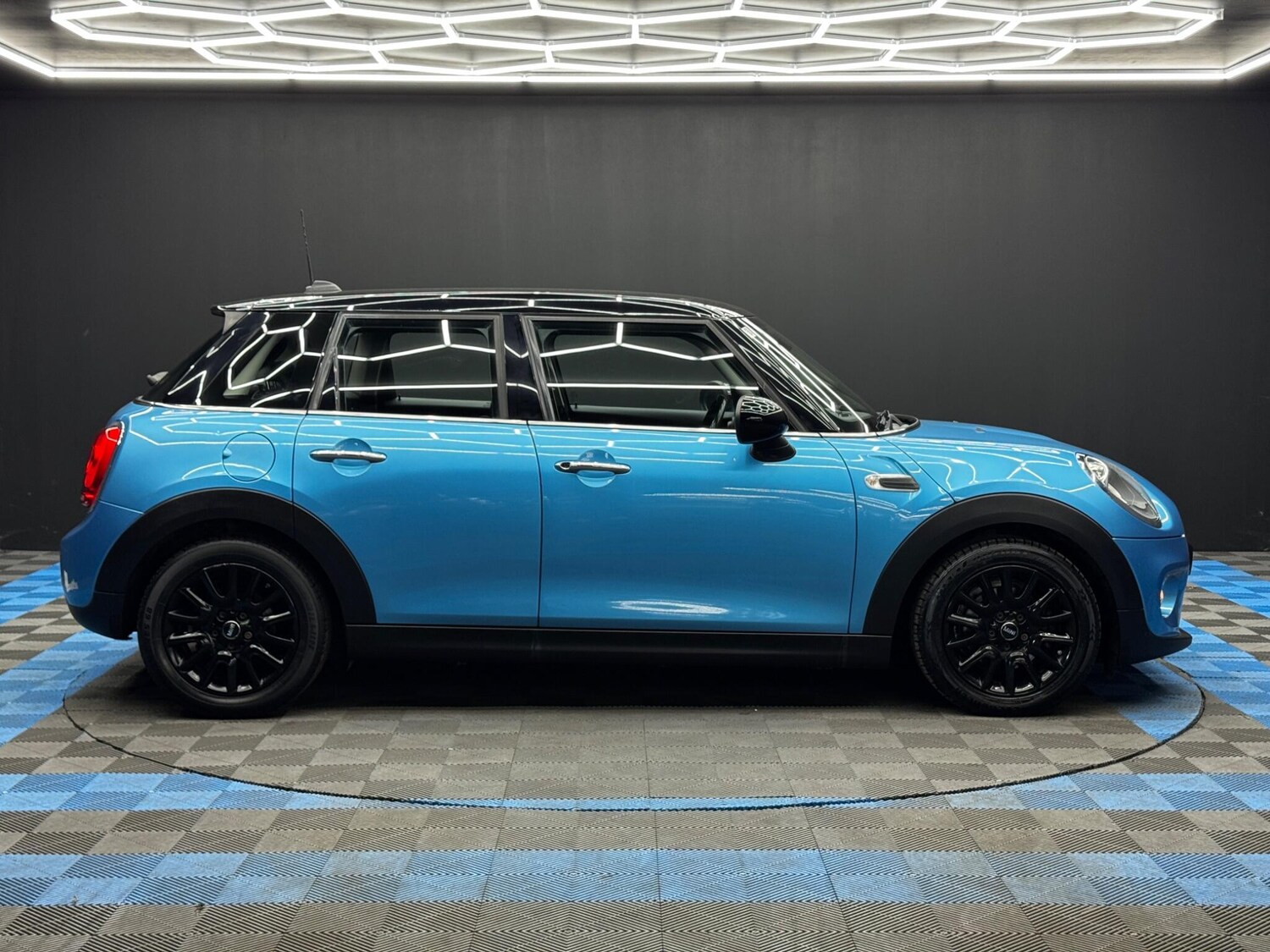 Used MINI Hatch for sale - 78128040: Photo 4