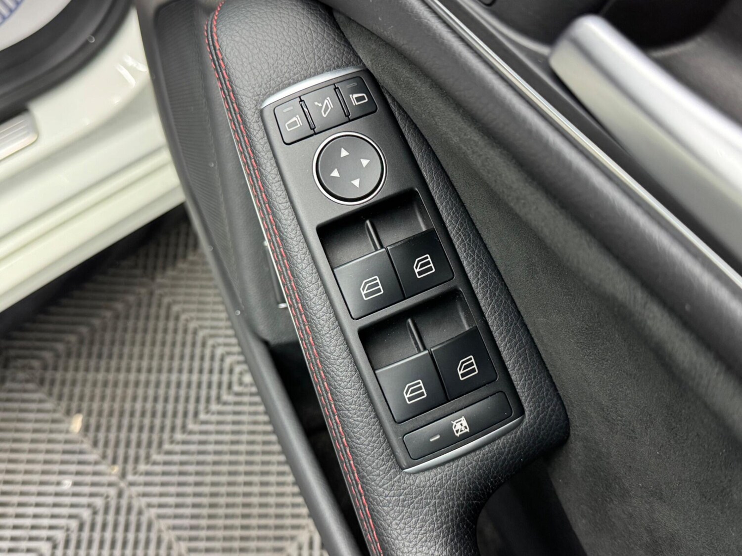 Used Mercedes-Benz CLA 2016 for sale - 77469392: Photo 38