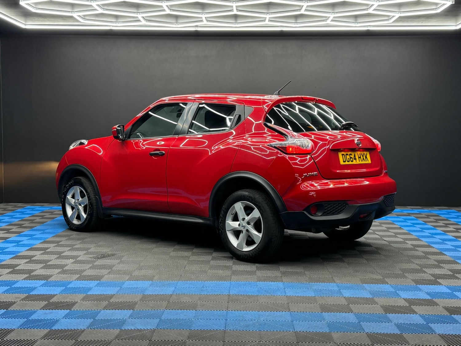 Used Nissan Juke 2014 for sale - 76991128: Photo 4