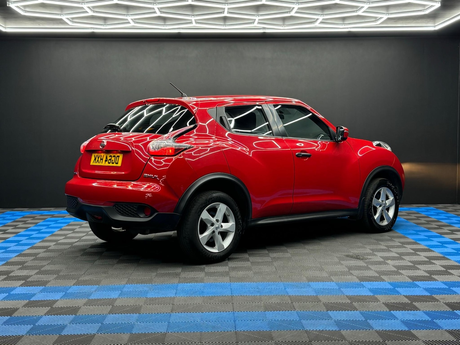 Used Nissan Juke 2014 for sale - 76991128: Photo 6