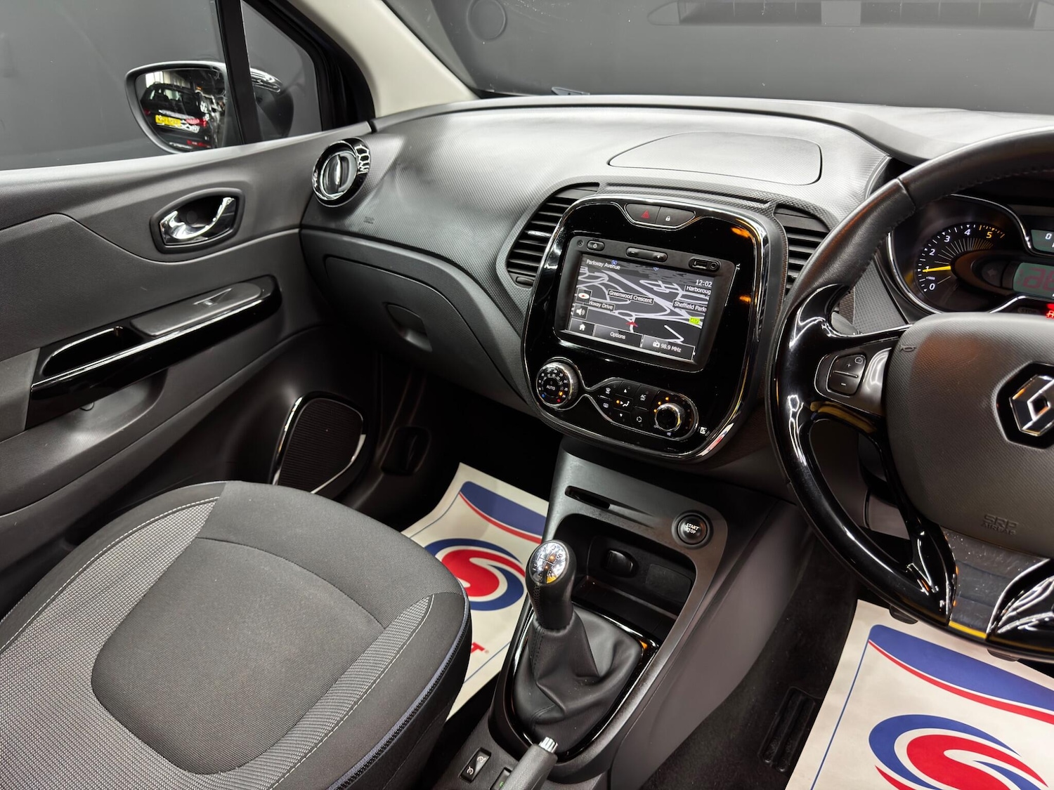 Used Renault Captur 2014 for sale - 76521812: Photo 23