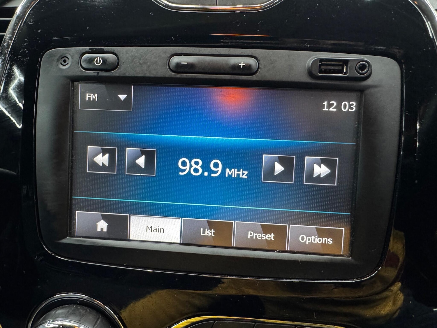 Used Renault Captur 2014 for sale - 76521812: Photo 29