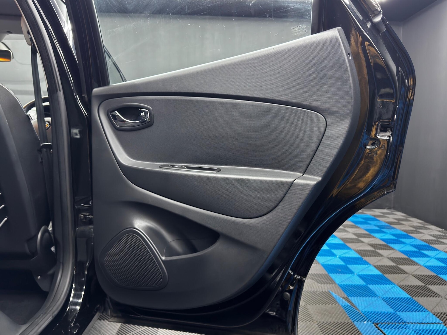 Used Renault Captur 2014 for sale - 76521812: Photo 37