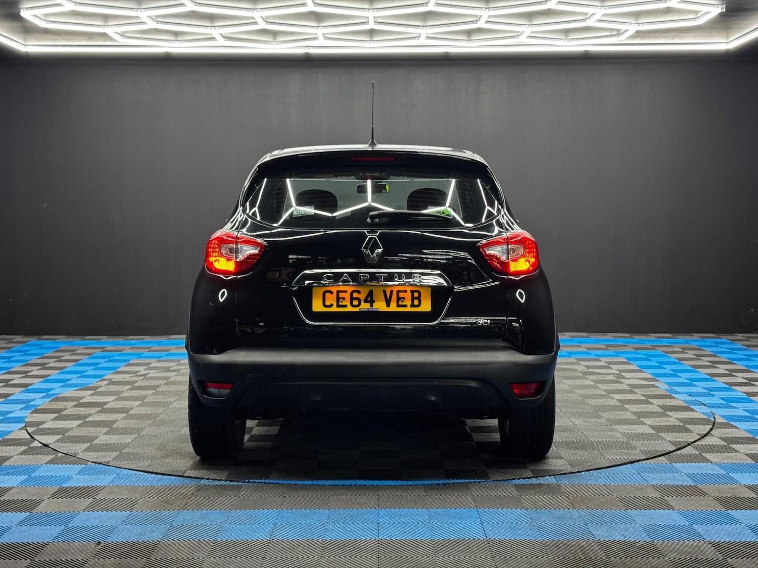 Used Renault Captur 2014 for sale - 76521812: Photo 6