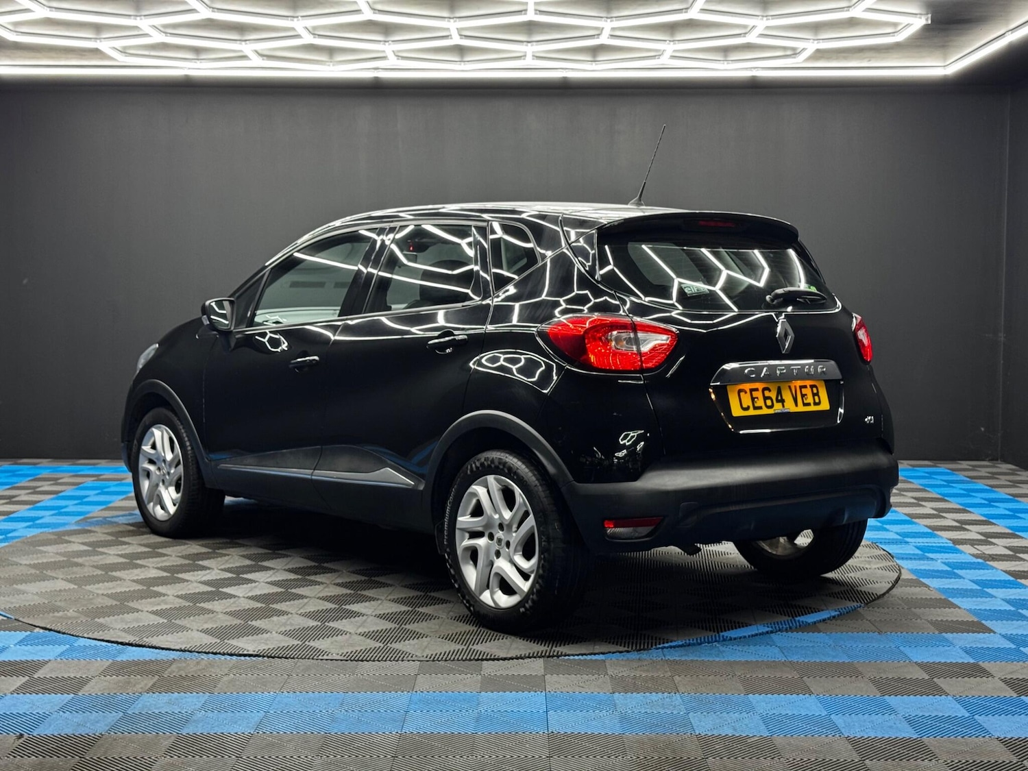 Used Renault Captur 2014 for sale - 76521812: Photo 7