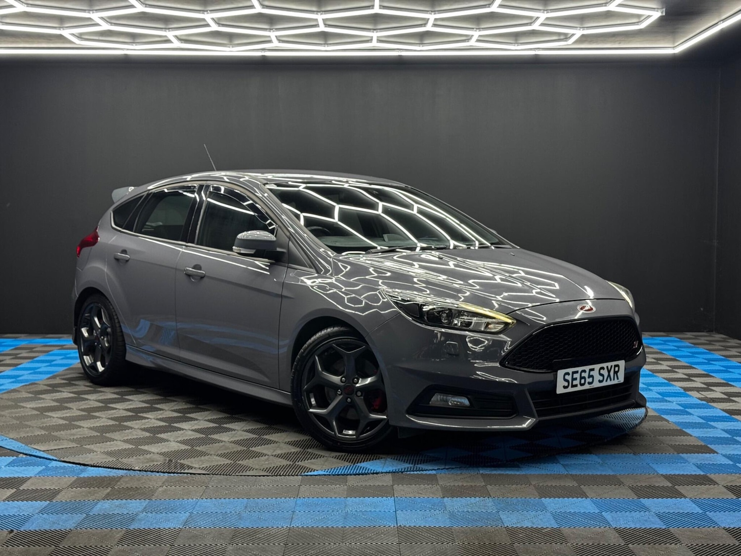 Used Ford Focus 2016 for sale - 76538828: Photo 1