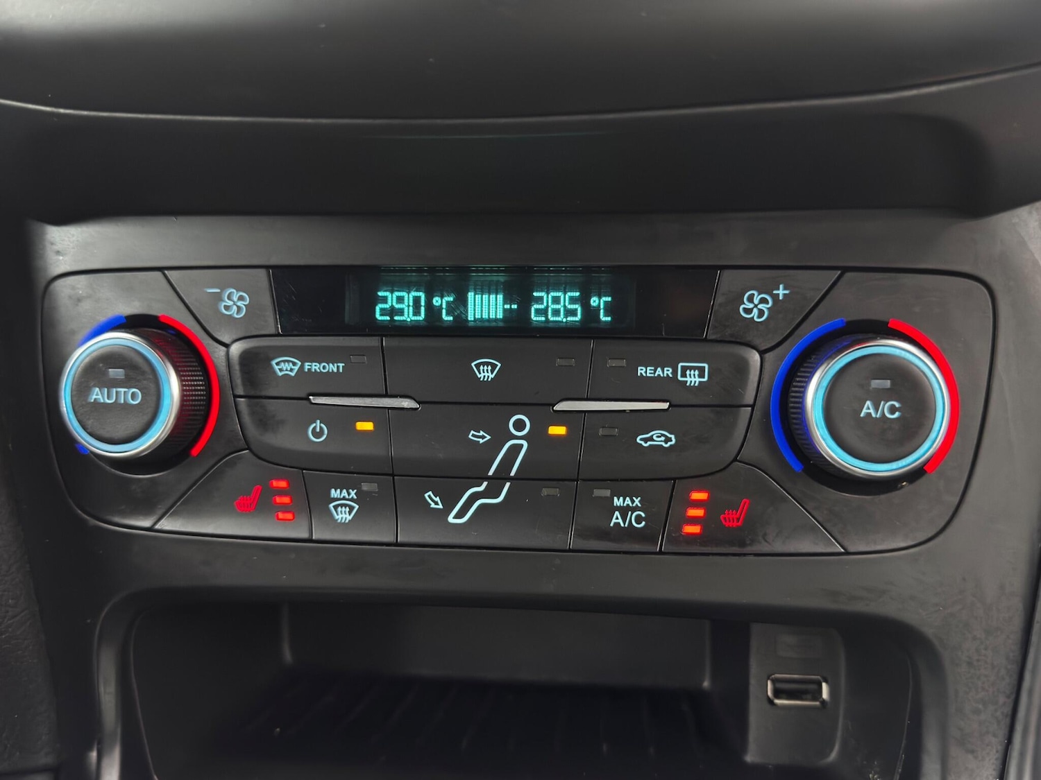 Used Ford Focus 2016 for sale - 76538828: Photo 27