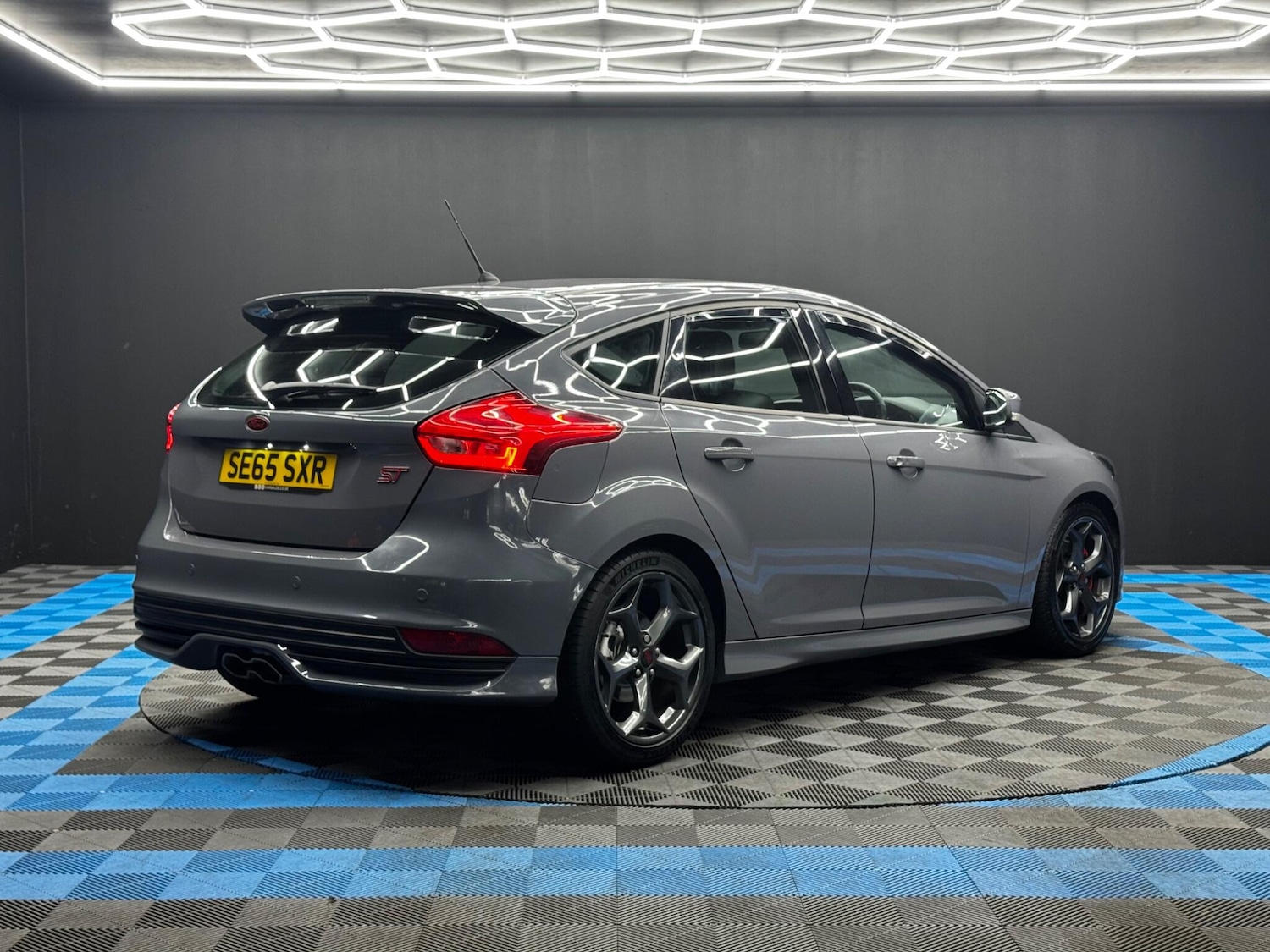 Used Ford Focus 2016 for sale - 76538828: Photo 5