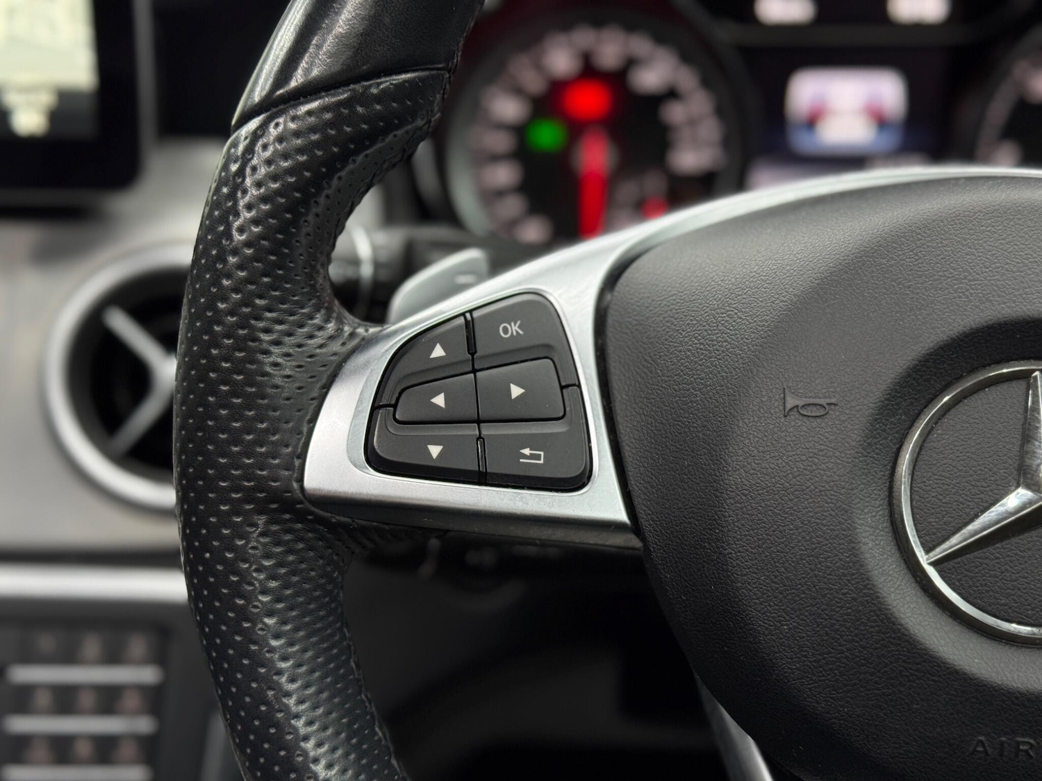 Used Mercedes-Benz GLA for sale - 77824414: Photo 20