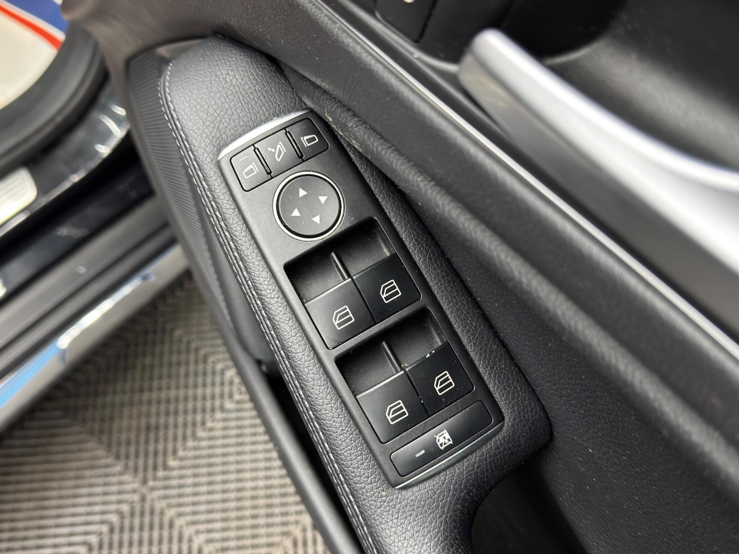 Used Mercedes-Benz GLA for sale - 77824414: Photo 43