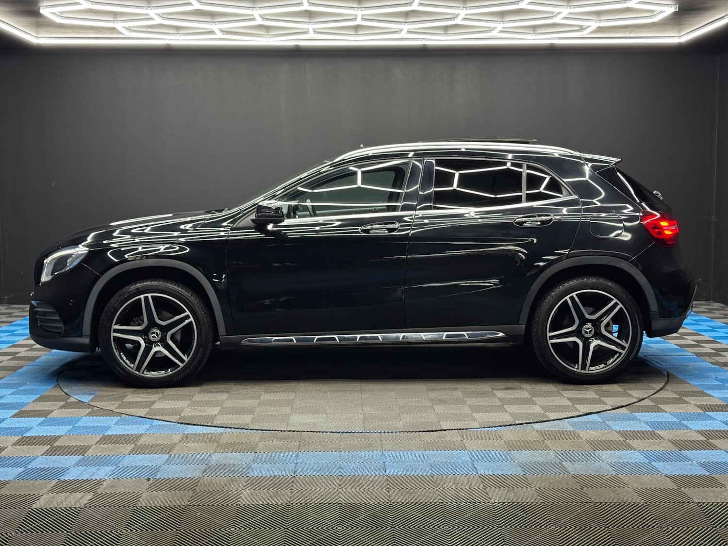 Used Mercedes-Benz GLA for sale - 77824414: Photo 8