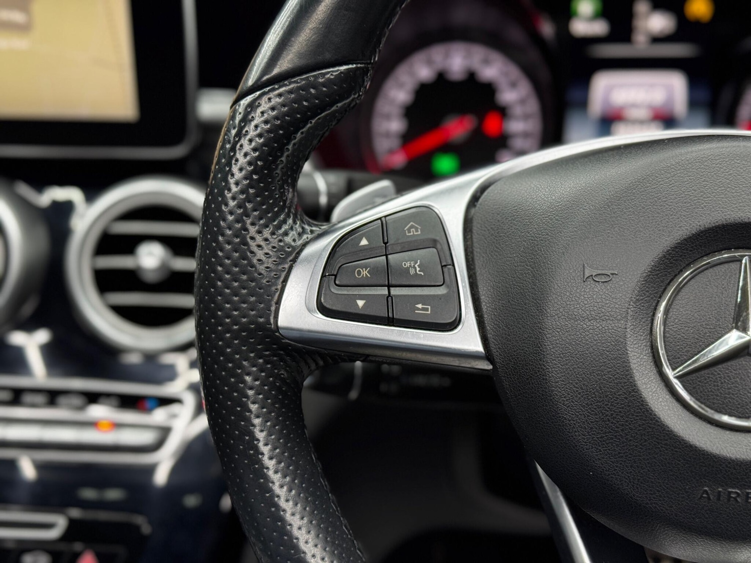 Used Mercedes-Benz C Class 2015 for sale - 76658756: Photo 20