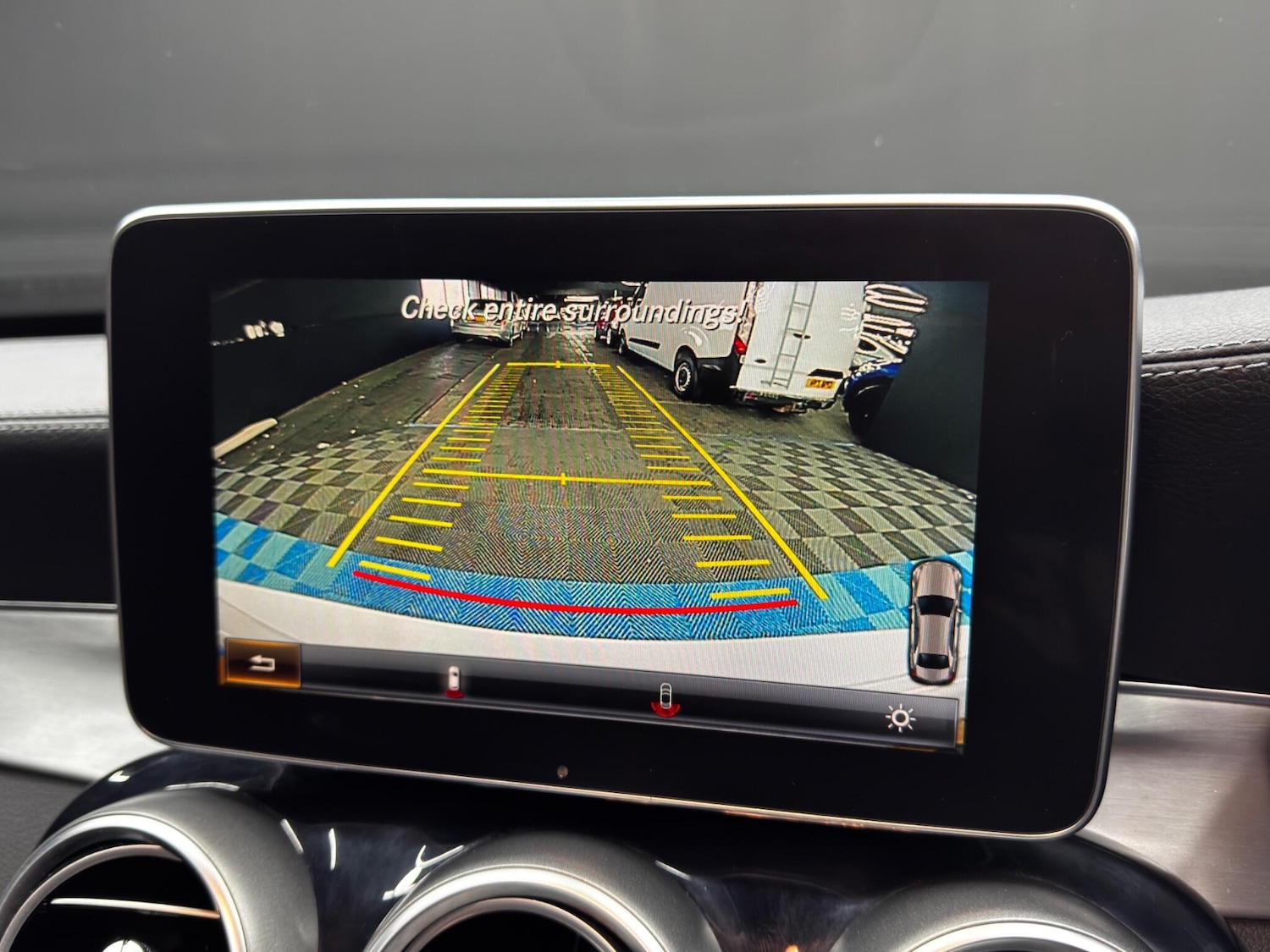 Used Mercedes-Benz C Class 2015 for sale - 76658756: Photo 34