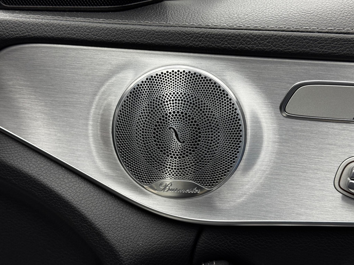 Used Mercedes-Benz C Class 2015 for sale - 76658756: Photo 40