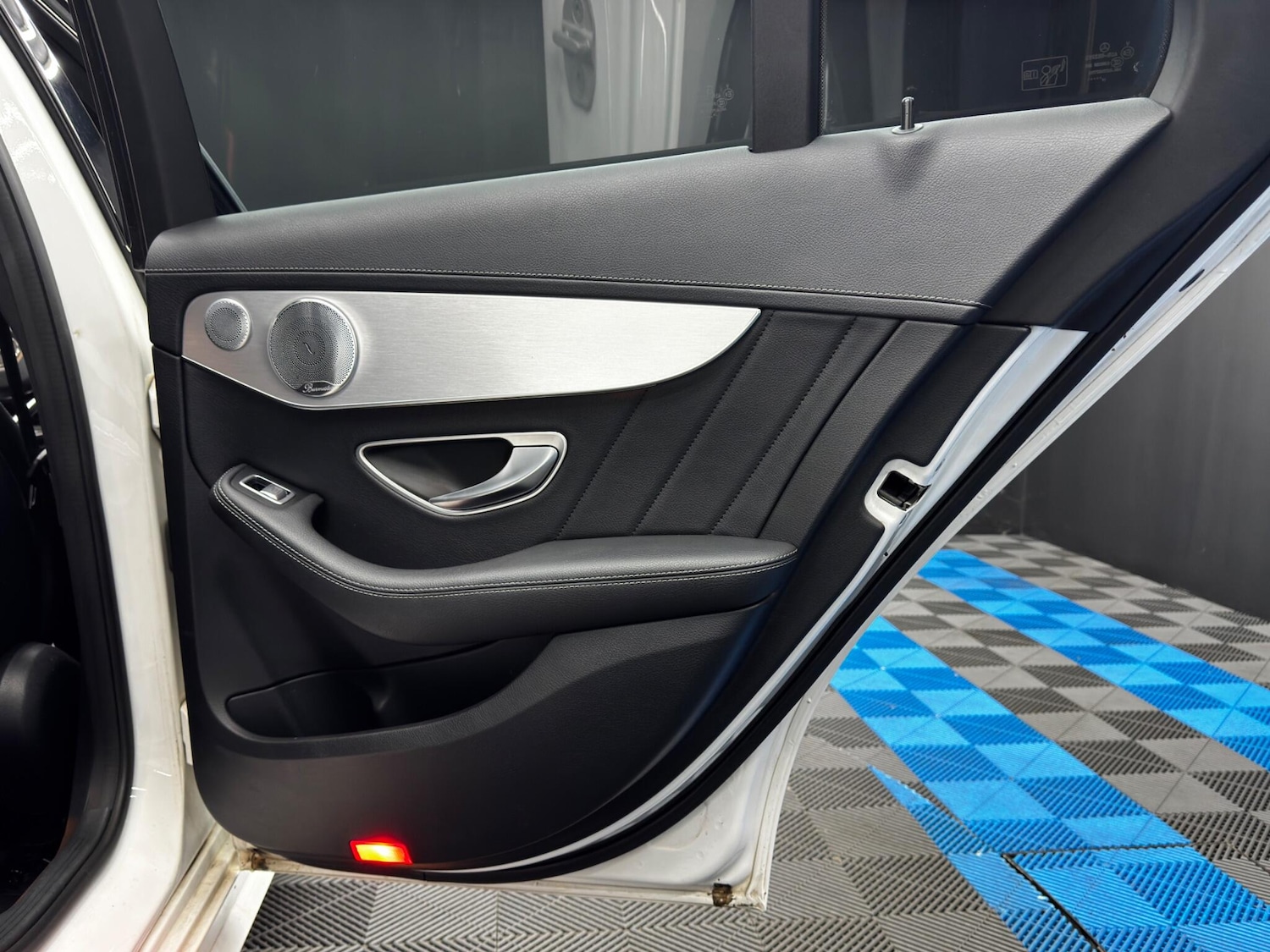 Used Mercedes-Benz C Class 2015 for sale - 76658756: Photo 42