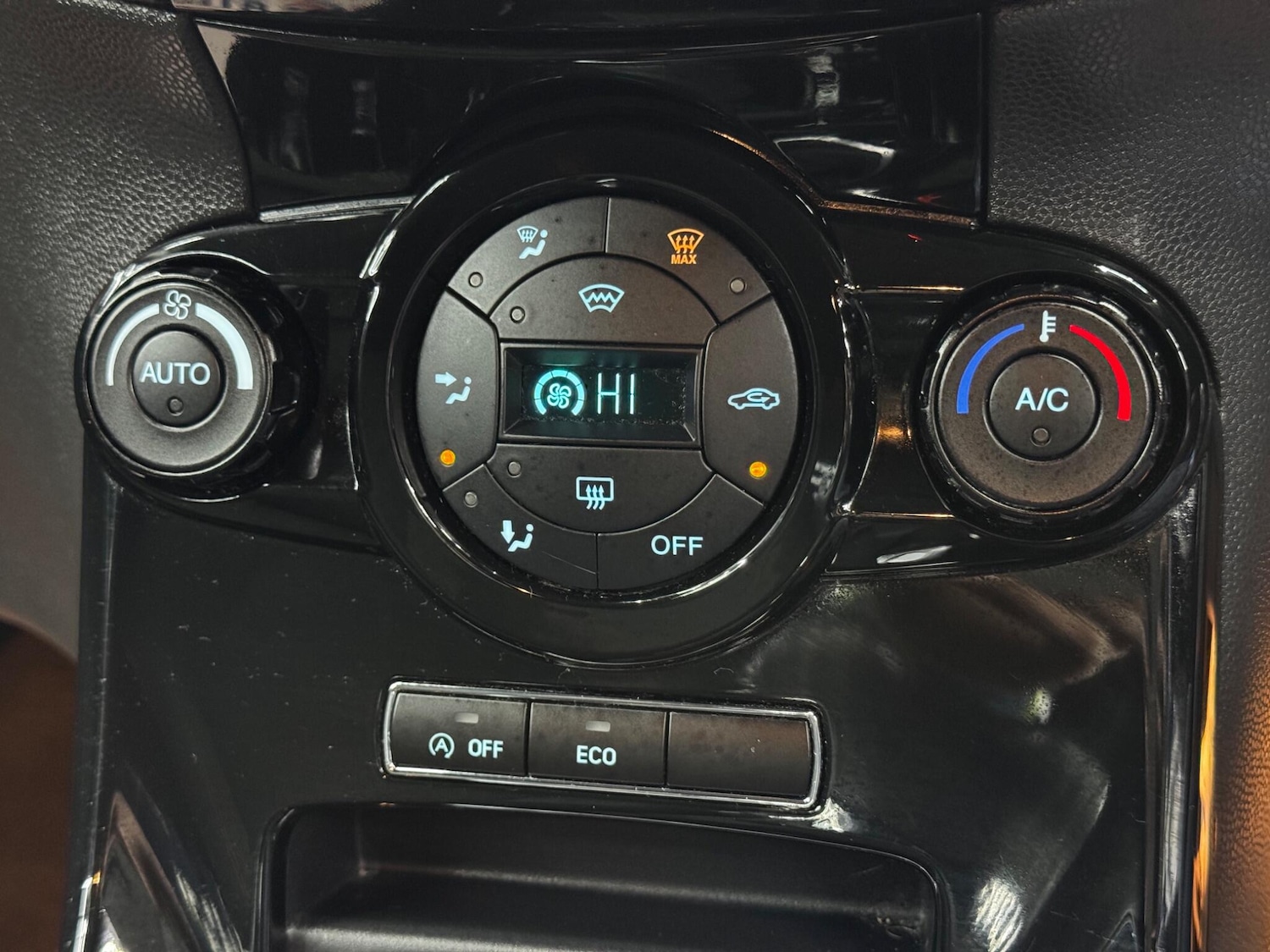 Used Ford Fiesta 2015 for sale - 78148041: Photo 26