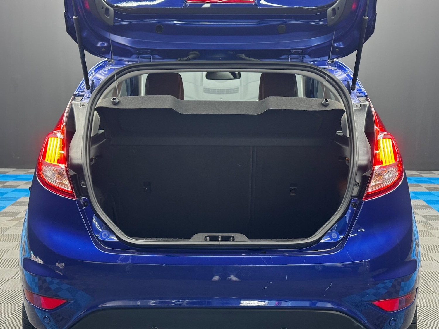 Used Ford Fiesta 2015 for sale - 78148041: Photo 32