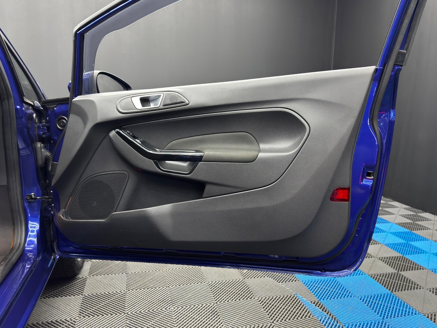 Used Ford Fiesta 2015 for sale - 78148041: Photo 34