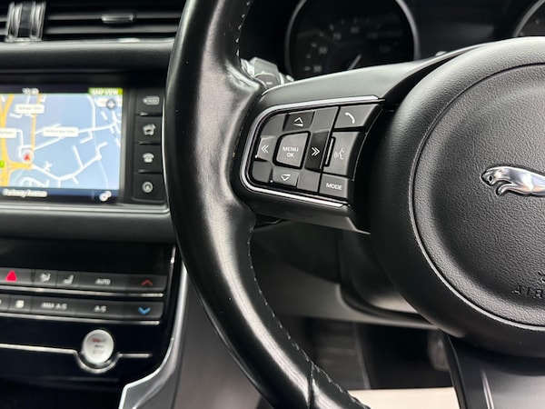 Used Jaguar XF 2017 for sale - 76314555: Photo 20