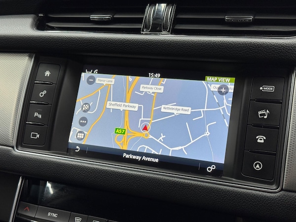 Used Jaguar XF 2017 for sale - 76314555: Photo 28