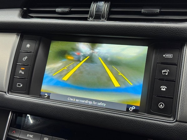 Used Jaguar XF 2017 for sale - 76314555: Photo 34