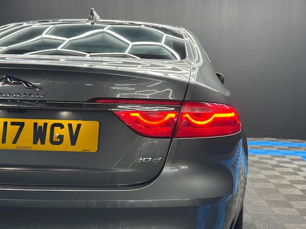 Used Jaguar XF 2017 for sale - 76314555: Photo 41