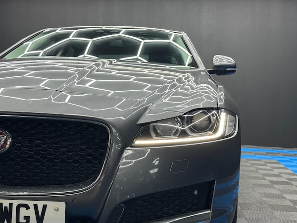 Used Jaguar XF 2017 for sale - 76314555: Photo 43