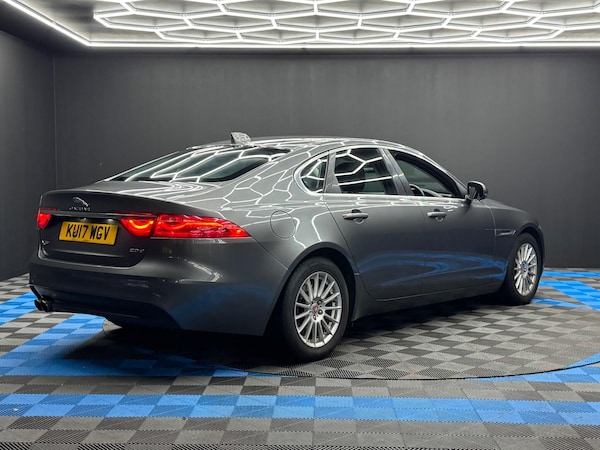 Used Jaguar XF 2017 for sale - 76314555: Photo 5