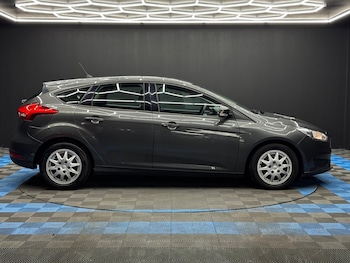 Used Ford Focus 2017 for sale - 78347689: Photo