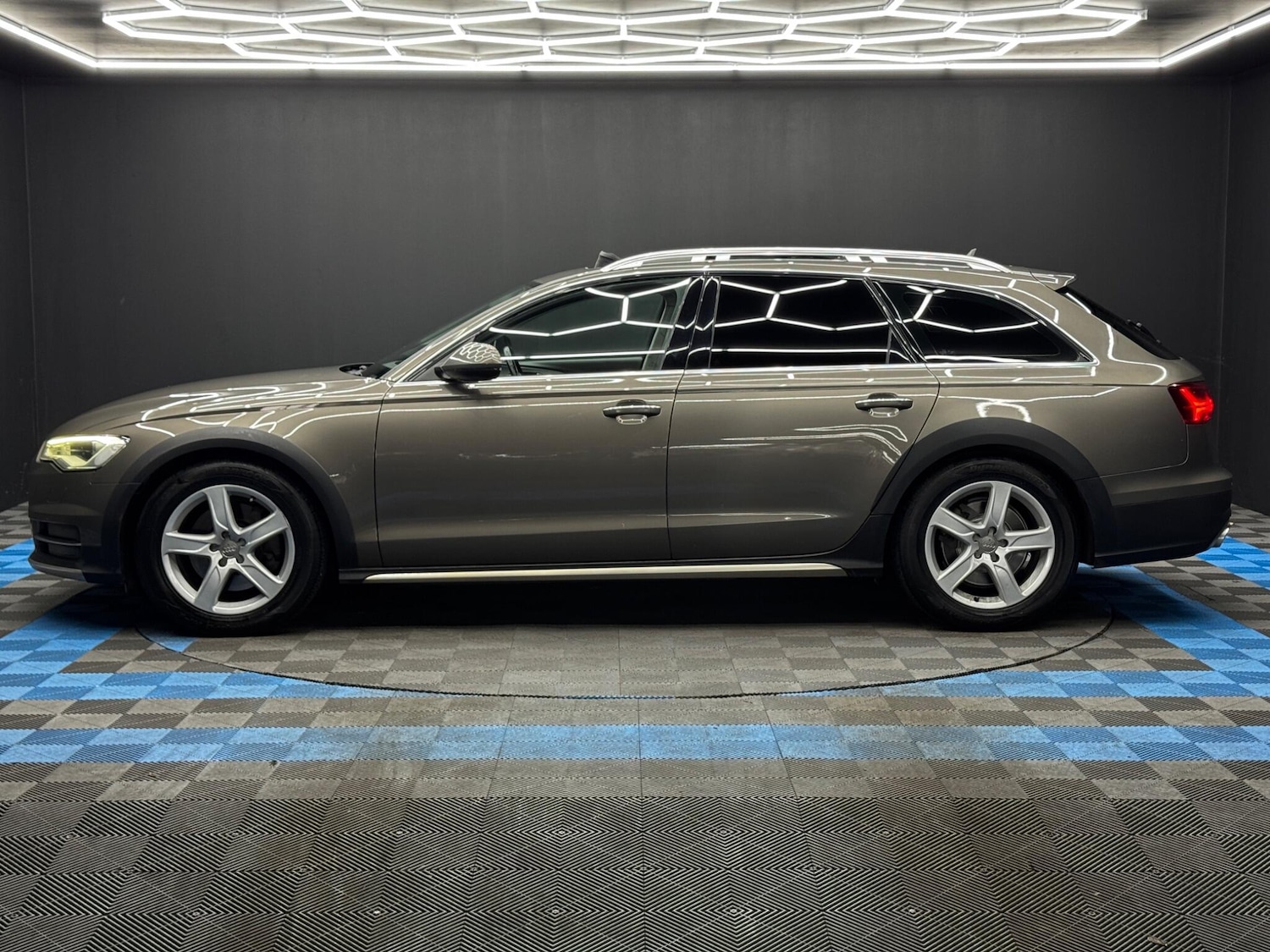 Used Audi A6 Allroad 2015 for sale - 78100085: Photo 8