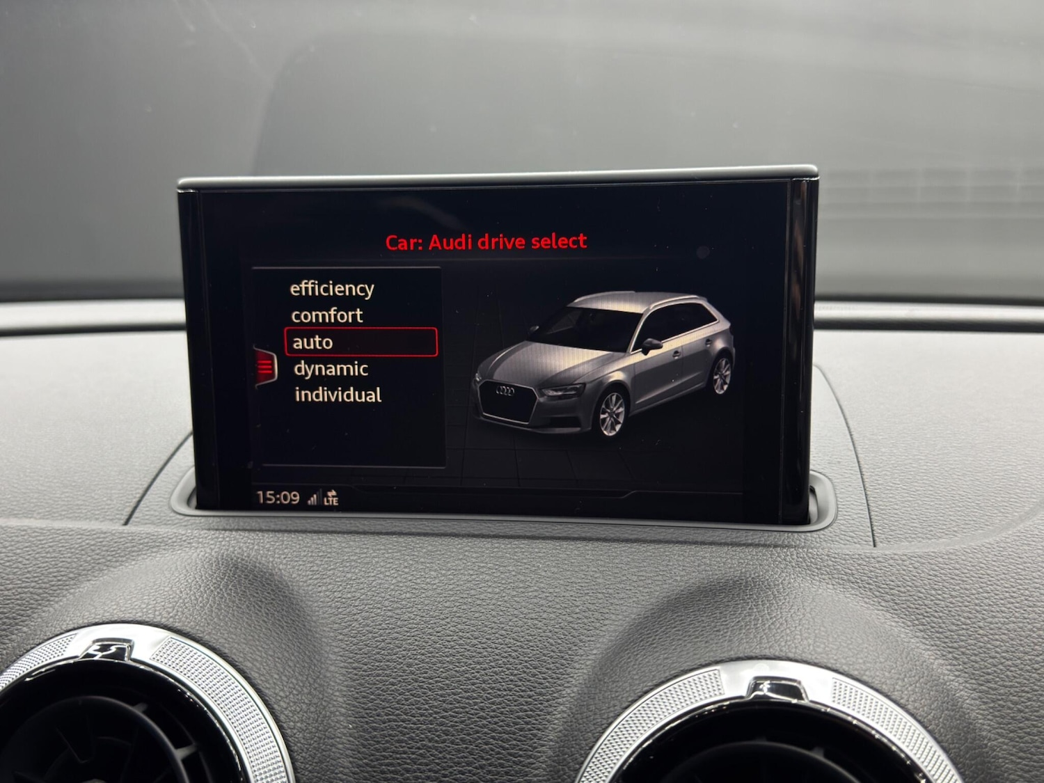 Used Audi A3 2017 for sale - 76887449: Photo 34