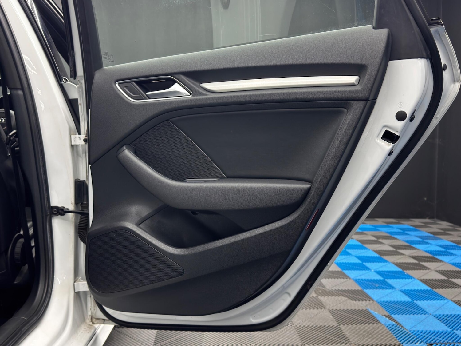 Used Audi A3 2017 for sale - 76887449: Photo 42